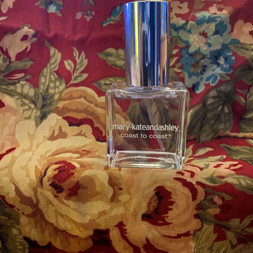 Marykate&Ashley coast to coast Malibu perfume